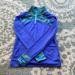 Nice zip up long sleeve in good shape.